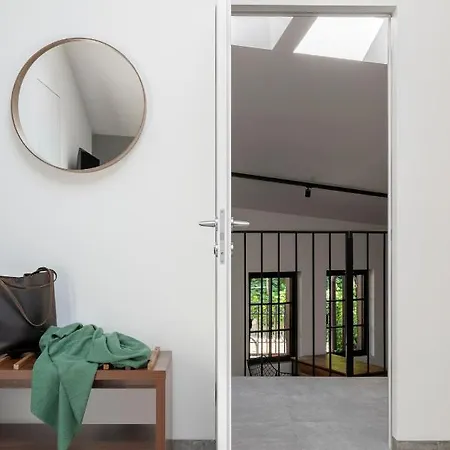 Bridges فيليكو ترنوفو