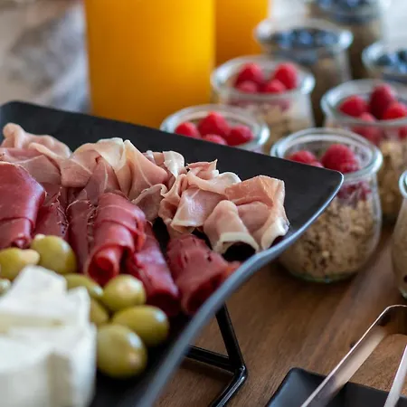 فندق Bridges فيليكو ترنوفو